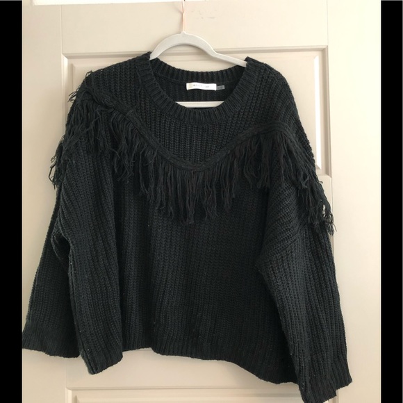 Mustard Seed Sweater w/Fringe Wear w Boots likeNEW